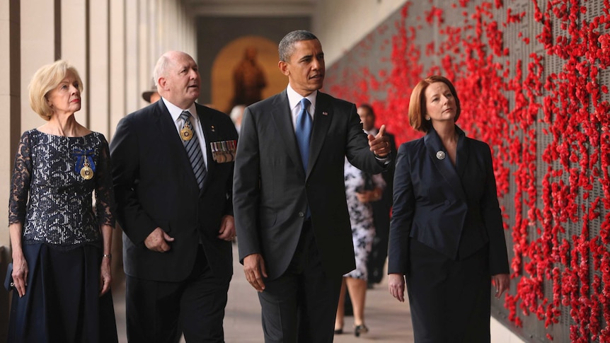 Peter Cosgrove shows Quentin Bryce, Barack Obama and Julia Gillard around War Memorial