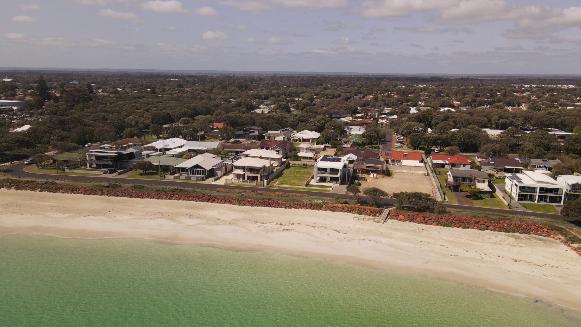 Billiondollar problem looming as rising seas encroach on Busselton's