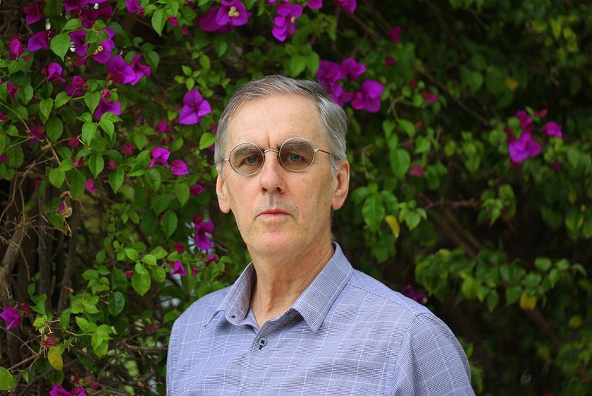 Go-Betweens co-founder Robert Forster introduces 'adult-pop'