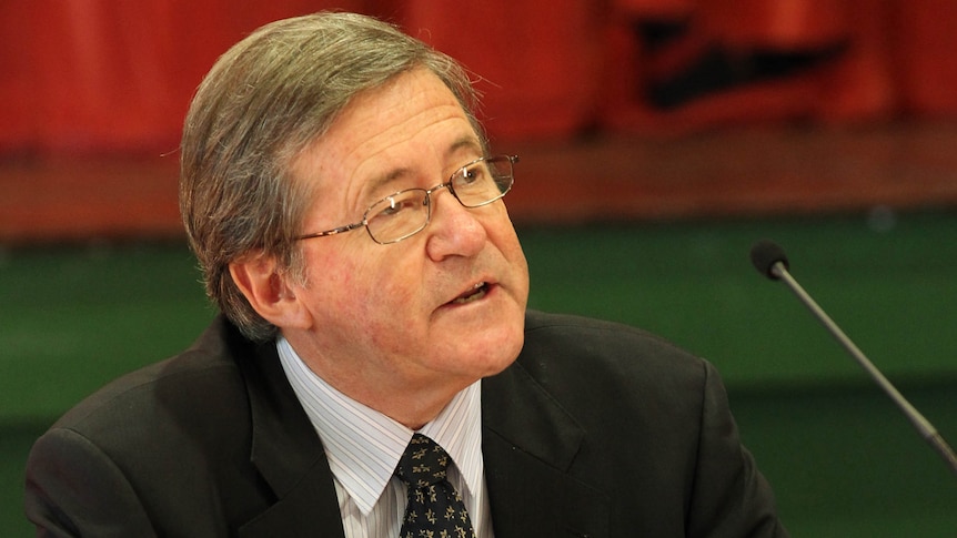 Supreme Court Chief Justice Wayne Martin holds a conference in Toodyay.