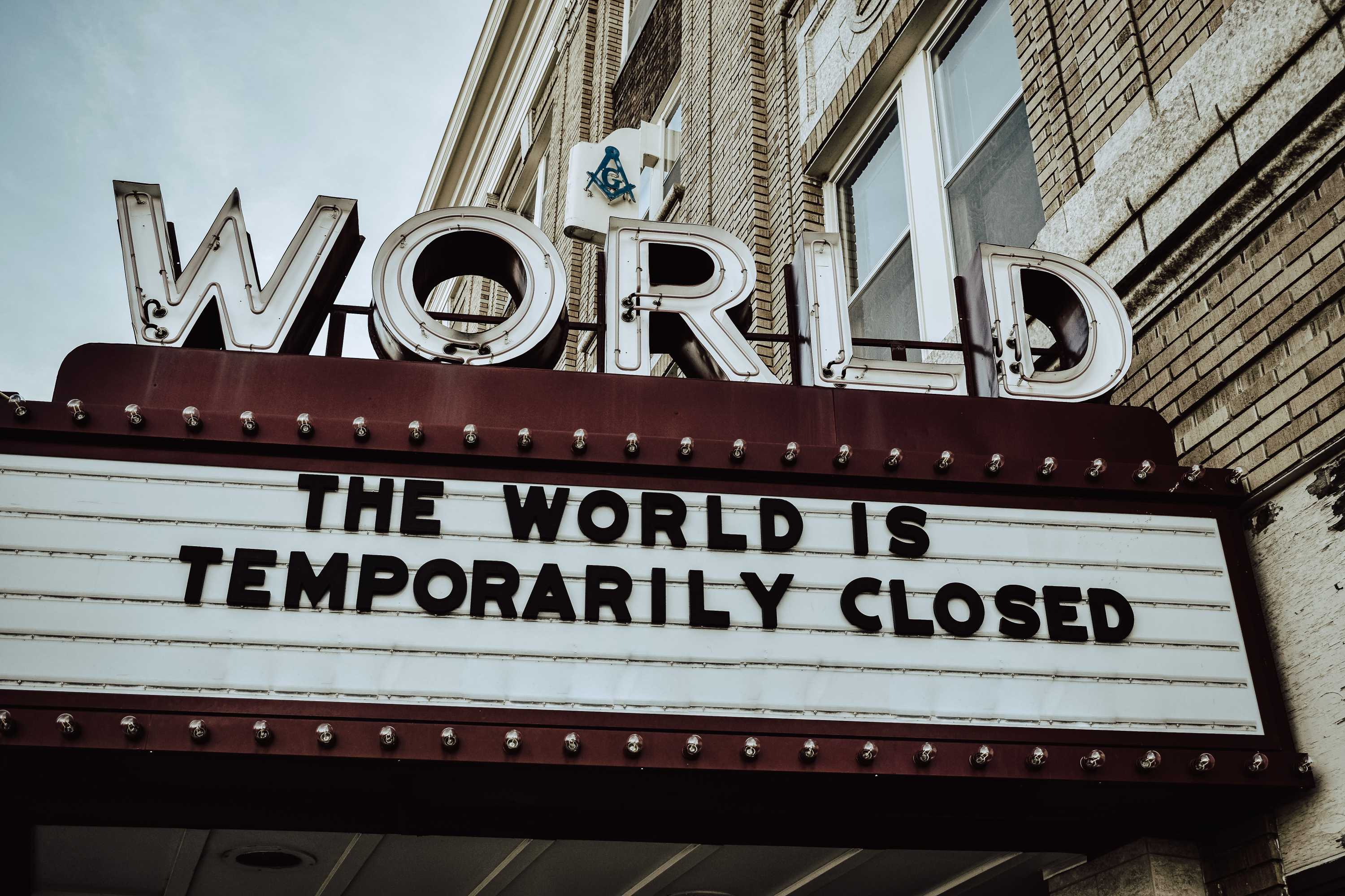 The Book Club No 3: Crime, thrillers, and Lawrence Wright’s The End of October episode artwork