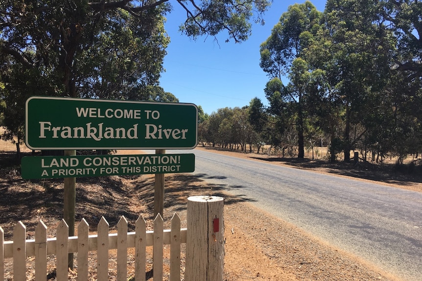 A road sign saying Welcome to Frankland River in WA's south.