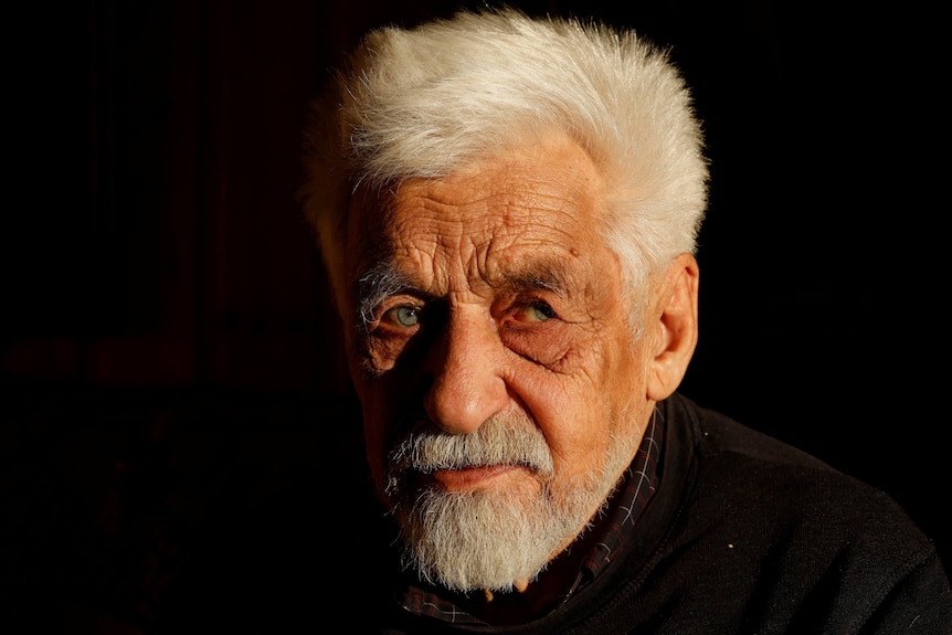 A head shot of an elderly man