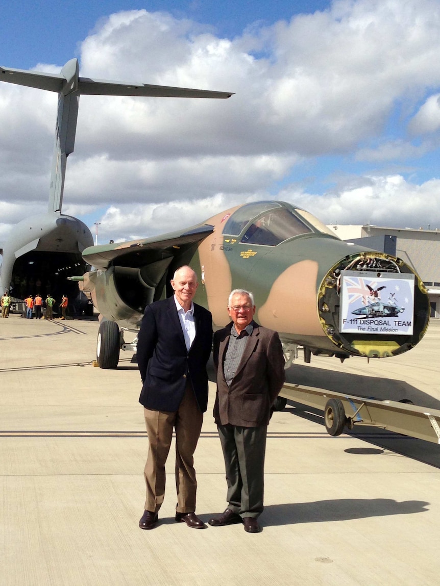 Former RAAF pilots Peter Growder (left) and Bob Sivyer