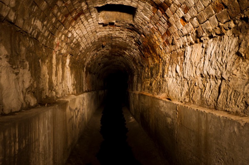 Underground bricks in the Hobart Rivulet are from the 19th century.