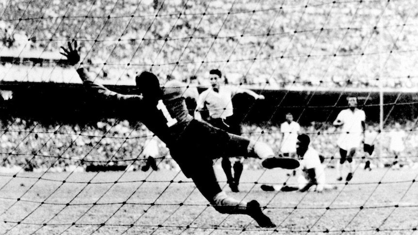 Uruguay scores in 1950 World Cup final