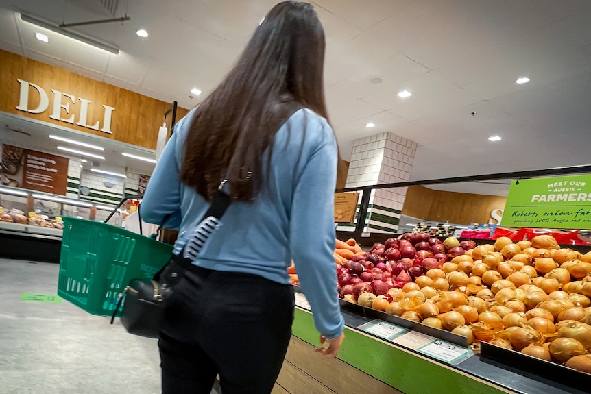 good shopping groceries supermarket retail fruit vegetables