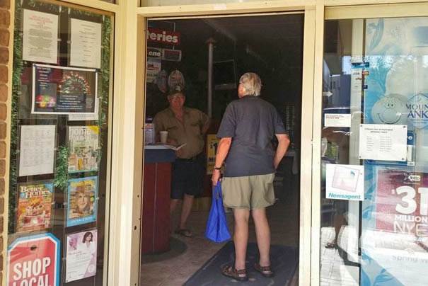 Man finds newsagent open but no power