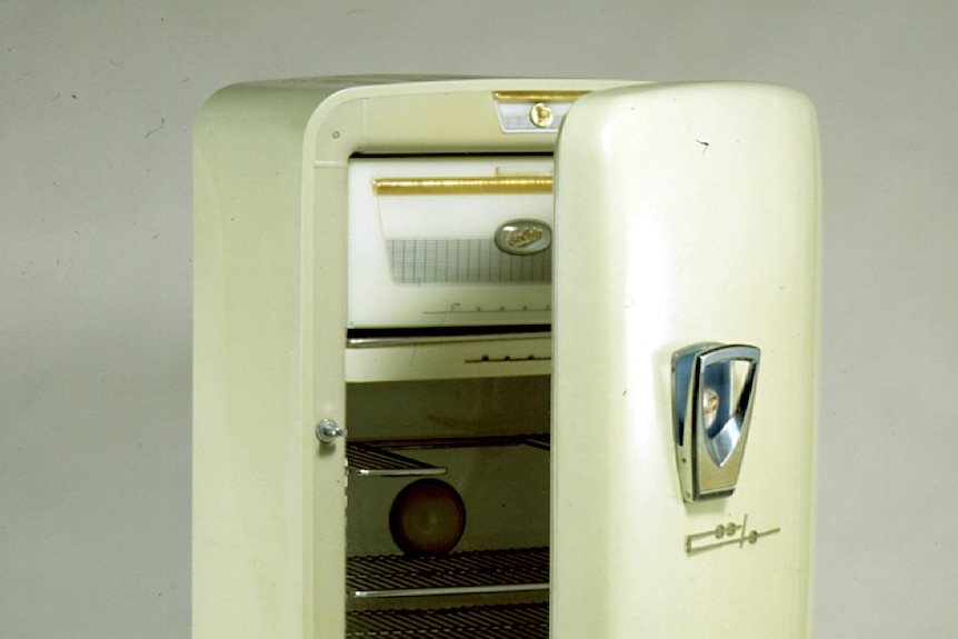 1950s Colda electric refrigerator