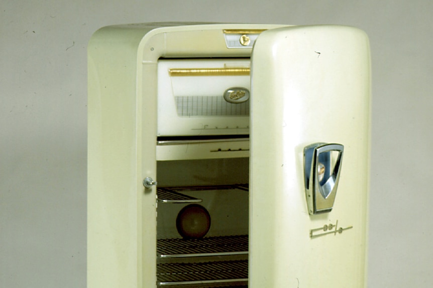 1950s Colda electric refrigerator