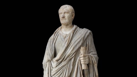 Statue of a Roman magistrate - ABC Canberra