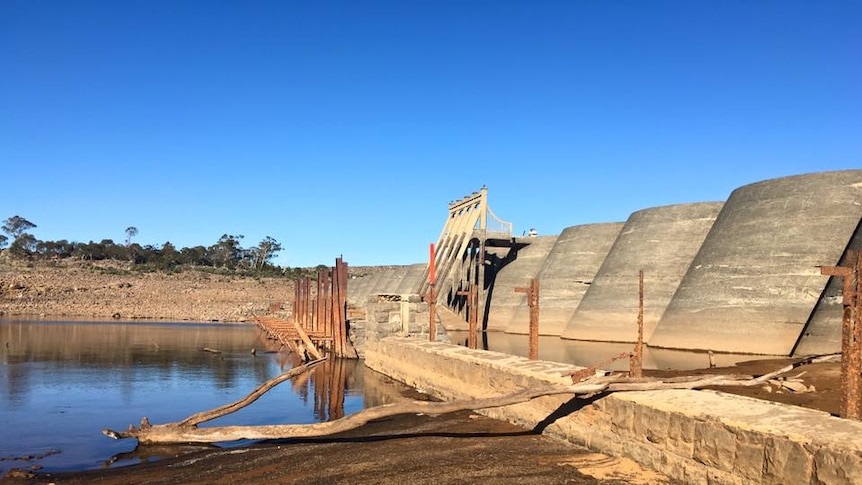 Low levels in Great Lake in central Tasmania