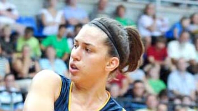 Marianna Tolo had 27 points and 12 rebounds (file photo)