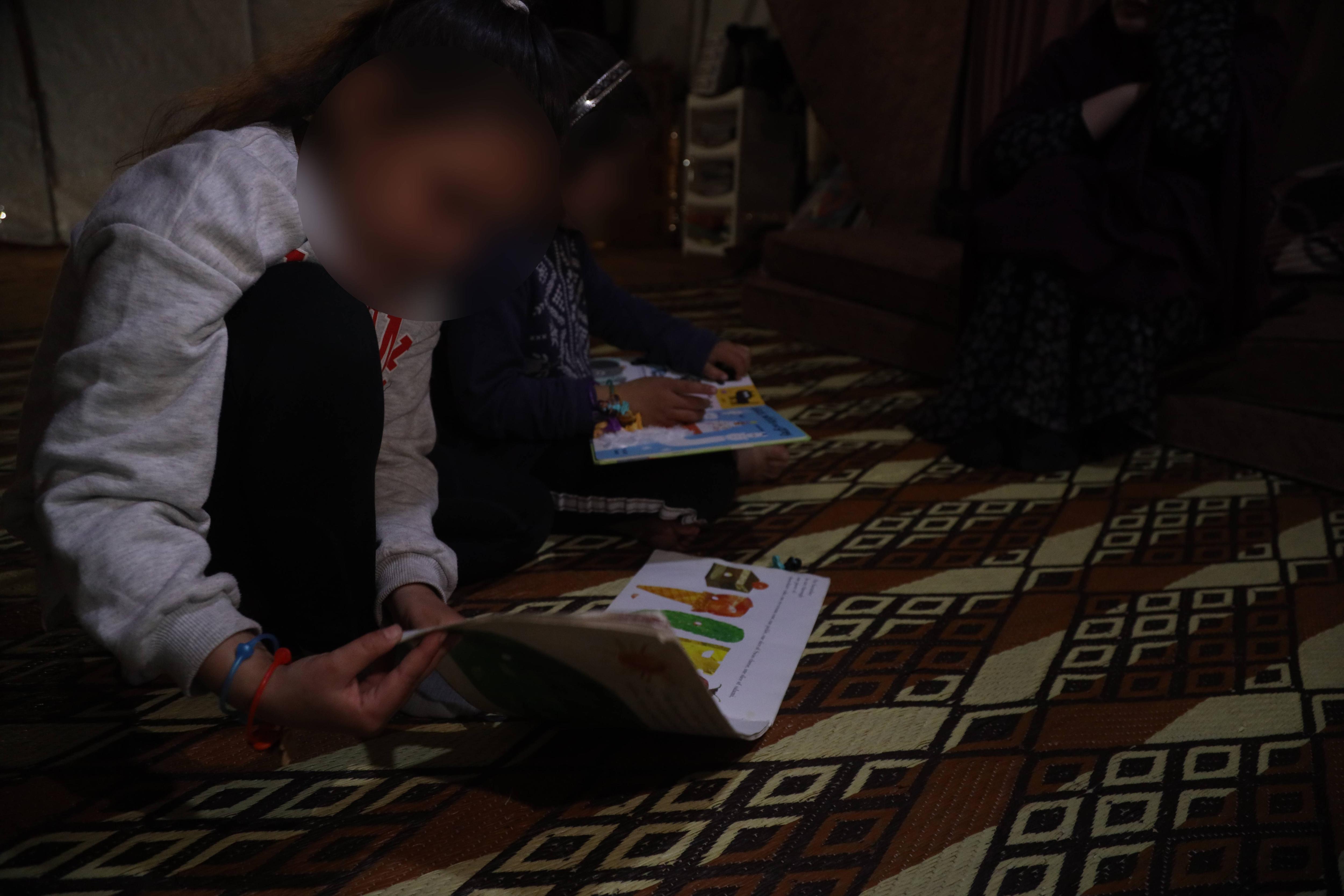 Дети в лагере сирийских беженцев мечтают попробовать мороженое в Австралии