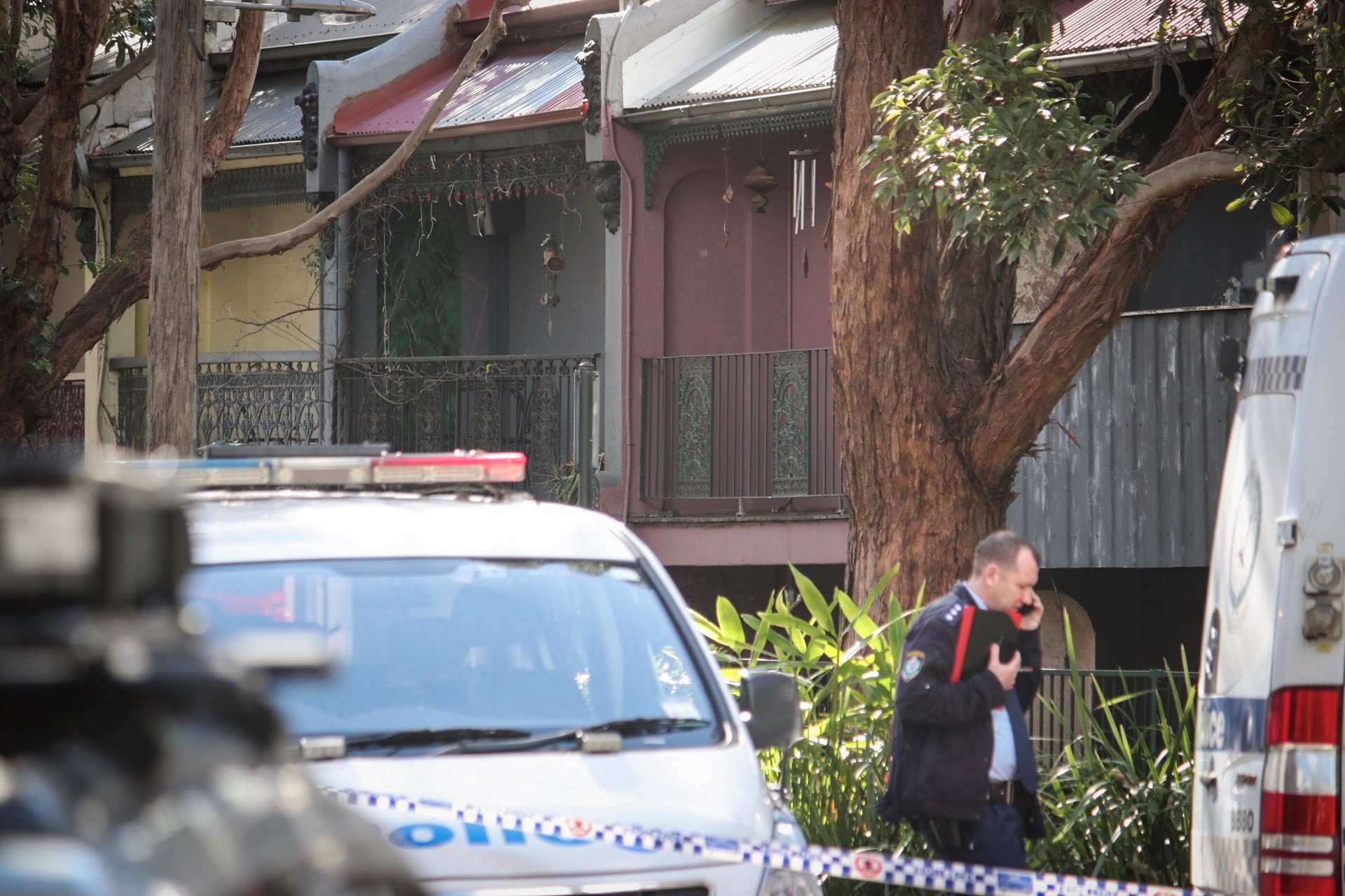 Police hunt two men after 'targeted' double stabbing in Sydney - ABC News