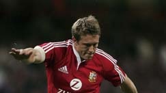 Jonny Wilkinson in action for Lions against Argentina