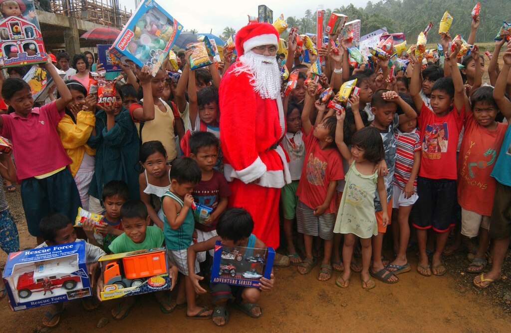 Why Many Filipinos Celebrate Christmas From September 1 - ABC News