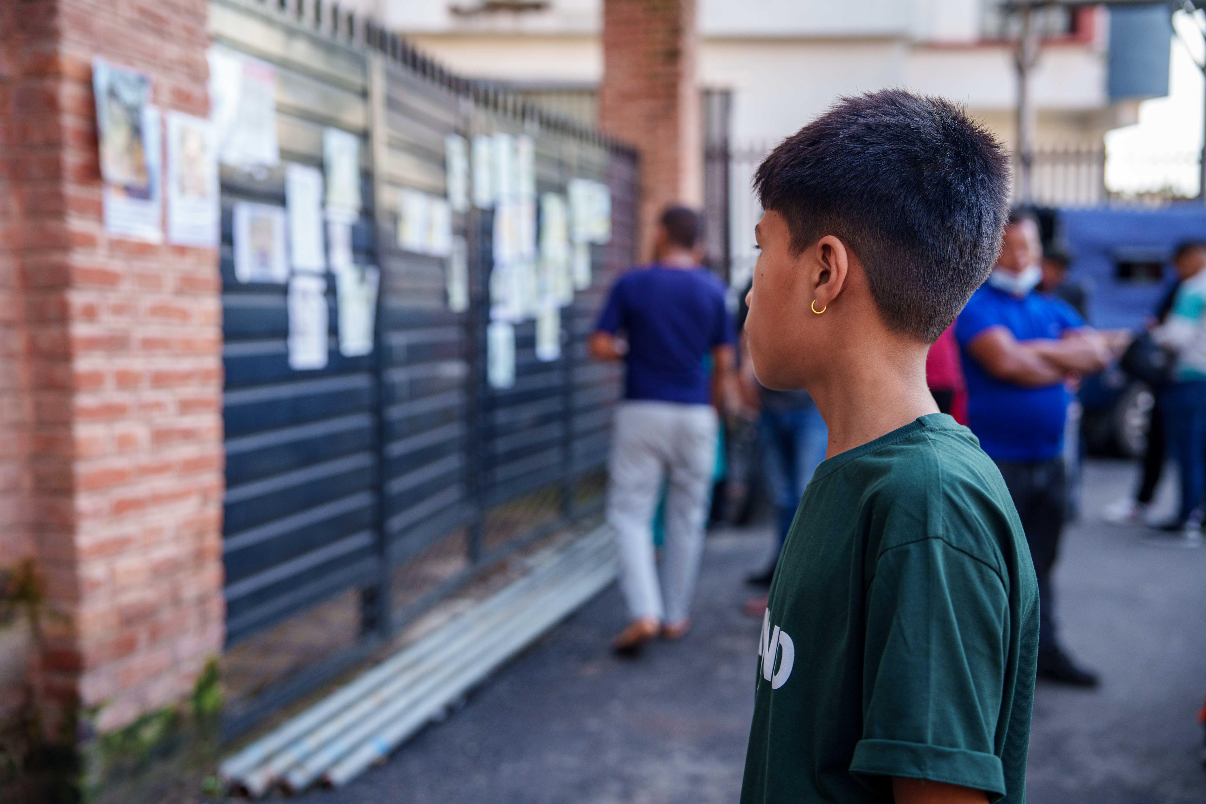 Nepali families' desperate search for news of missing loved ones