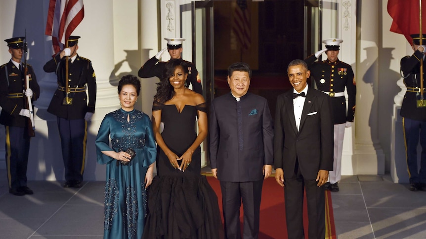 US president Barack Obama and US first lady Michelle welcome Chinese president Xi Jinping and his wife Peng Liyuan to the White House