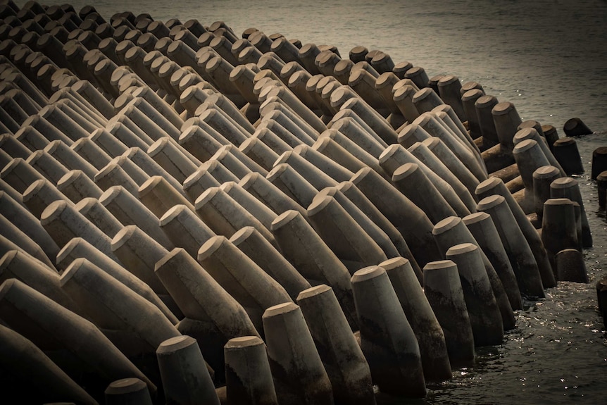 The foundation of the seabridge