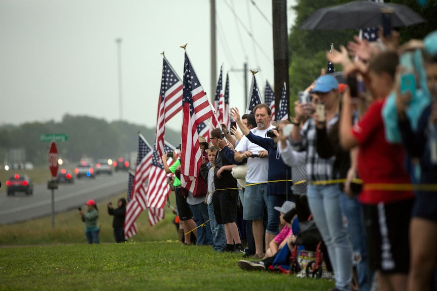 Bush funeral procession onlookers