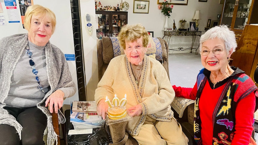 Gippsland piano teacher Judy Hall celebrates turning 100