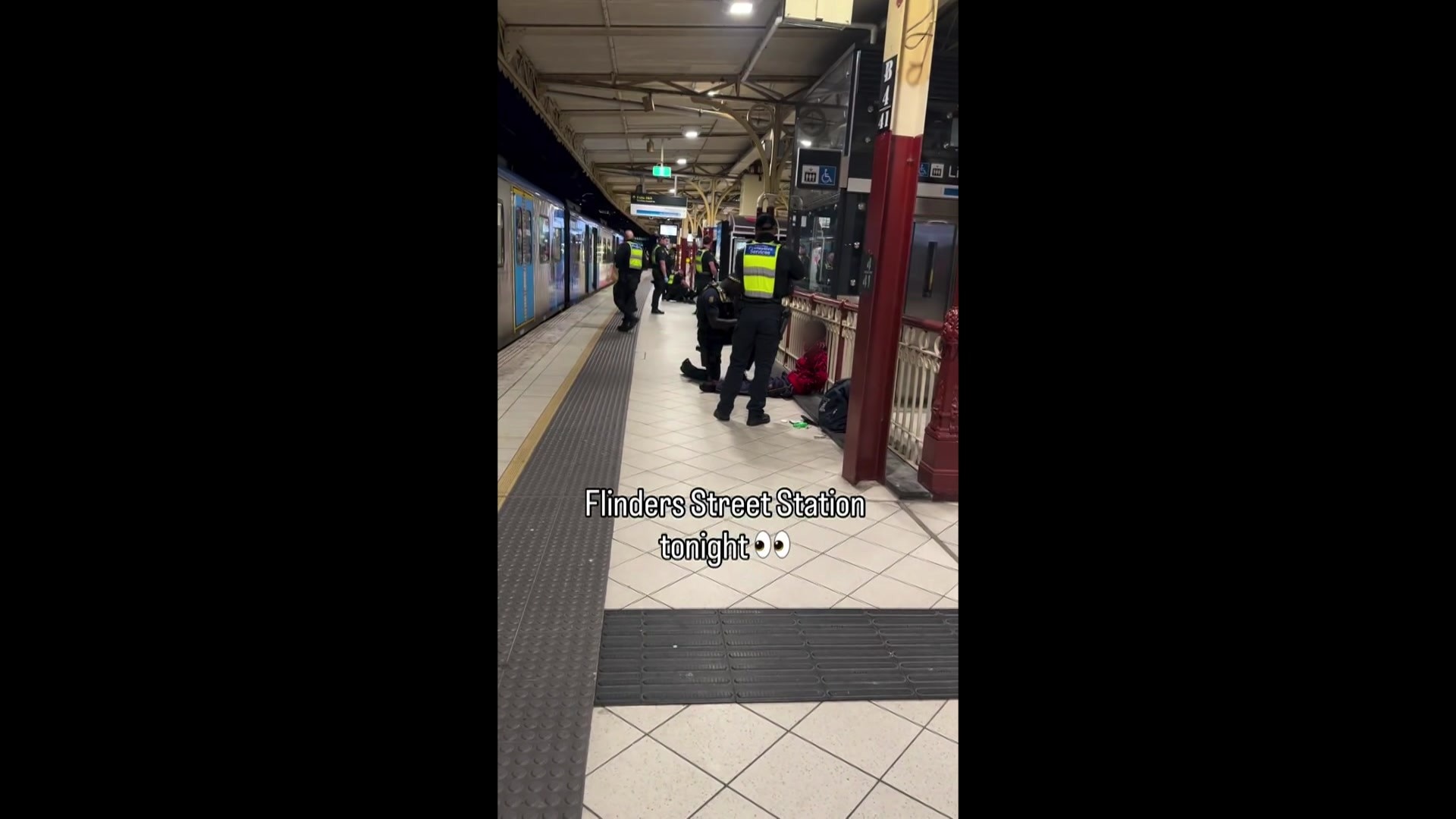 Police investigate machete brawl at Melbourne's Flinders Street Station