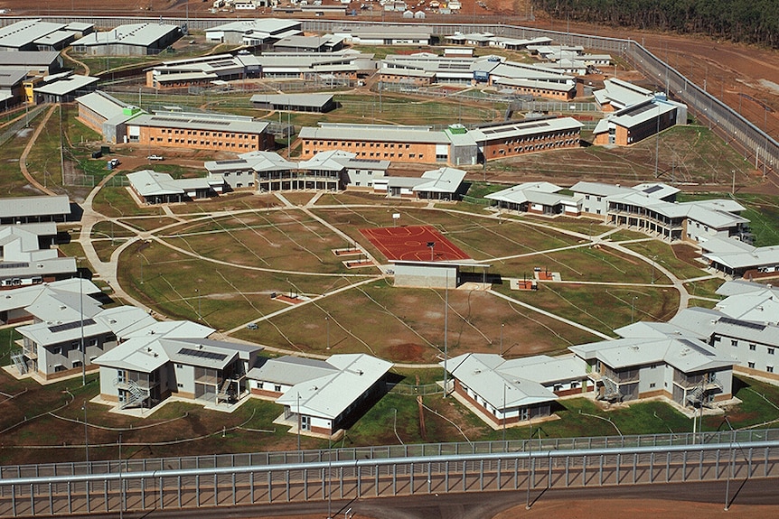 Vue aérienne de la prison de Holtze, près de Darwin.