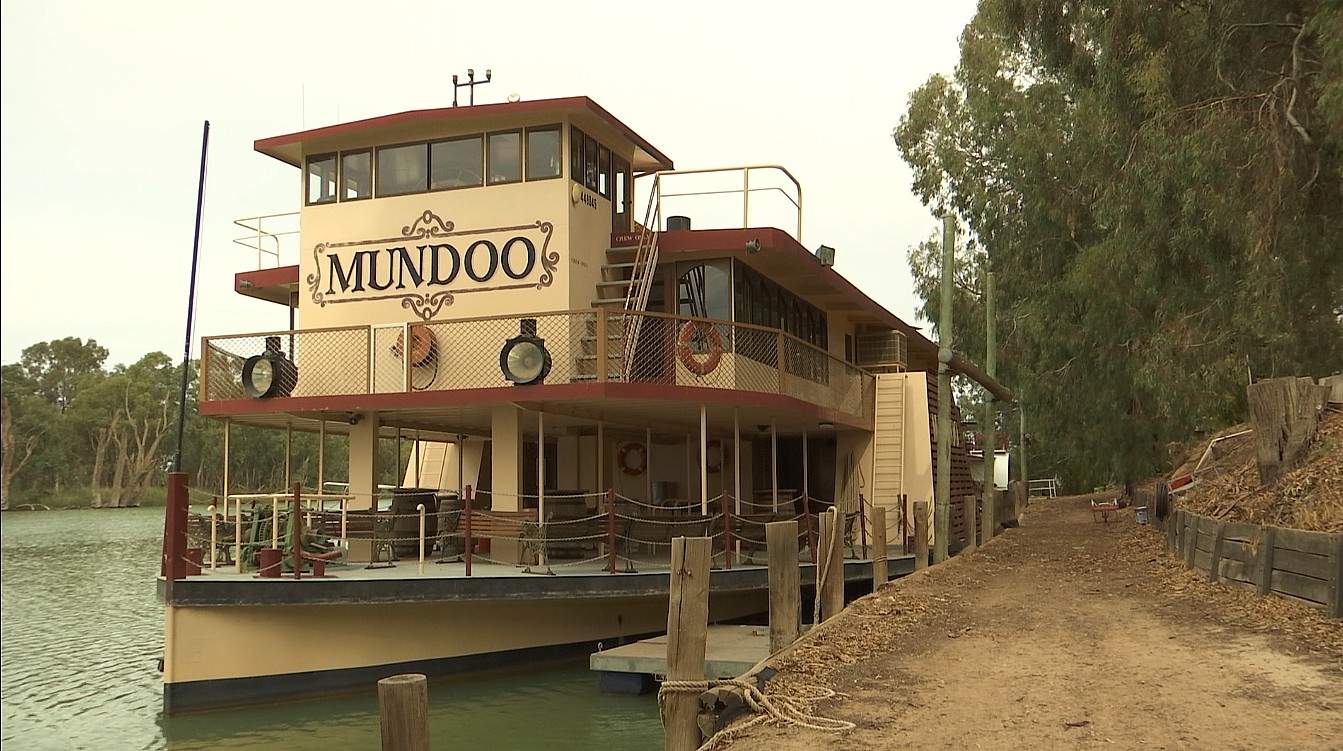 Three historic Mildura paddle steamers for sale after generations of