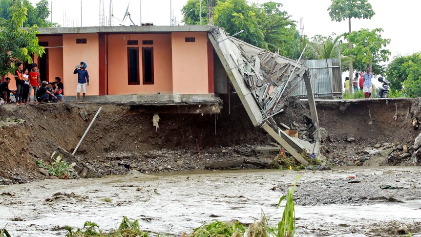 At least 21 dead, including six children, after floods in Timor-Leste