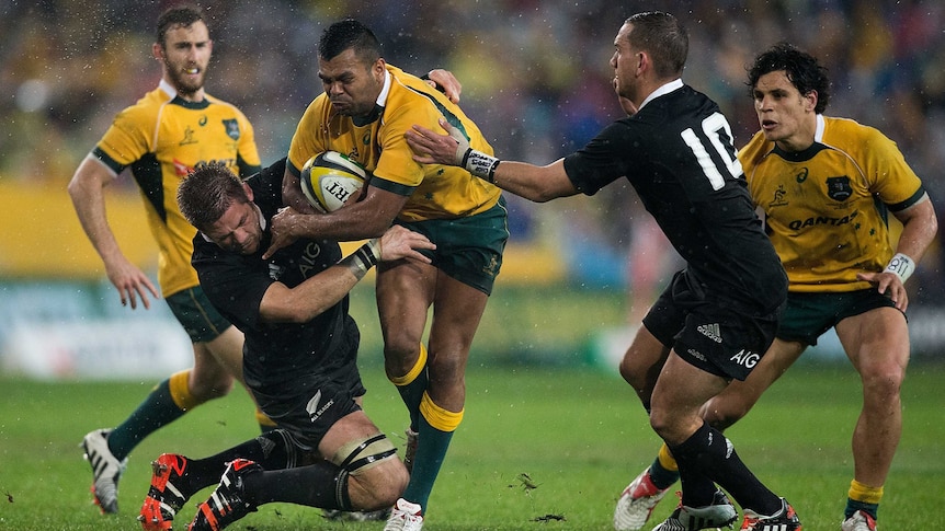 Beale held up by All Blacks defence