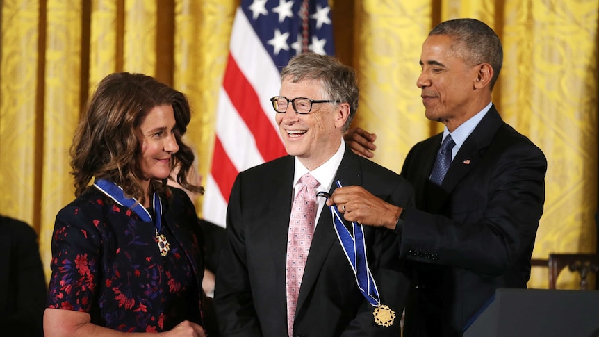 Bill and Melinda Gates receive their Presidential Medals of Freedom from US President, Barack Obama