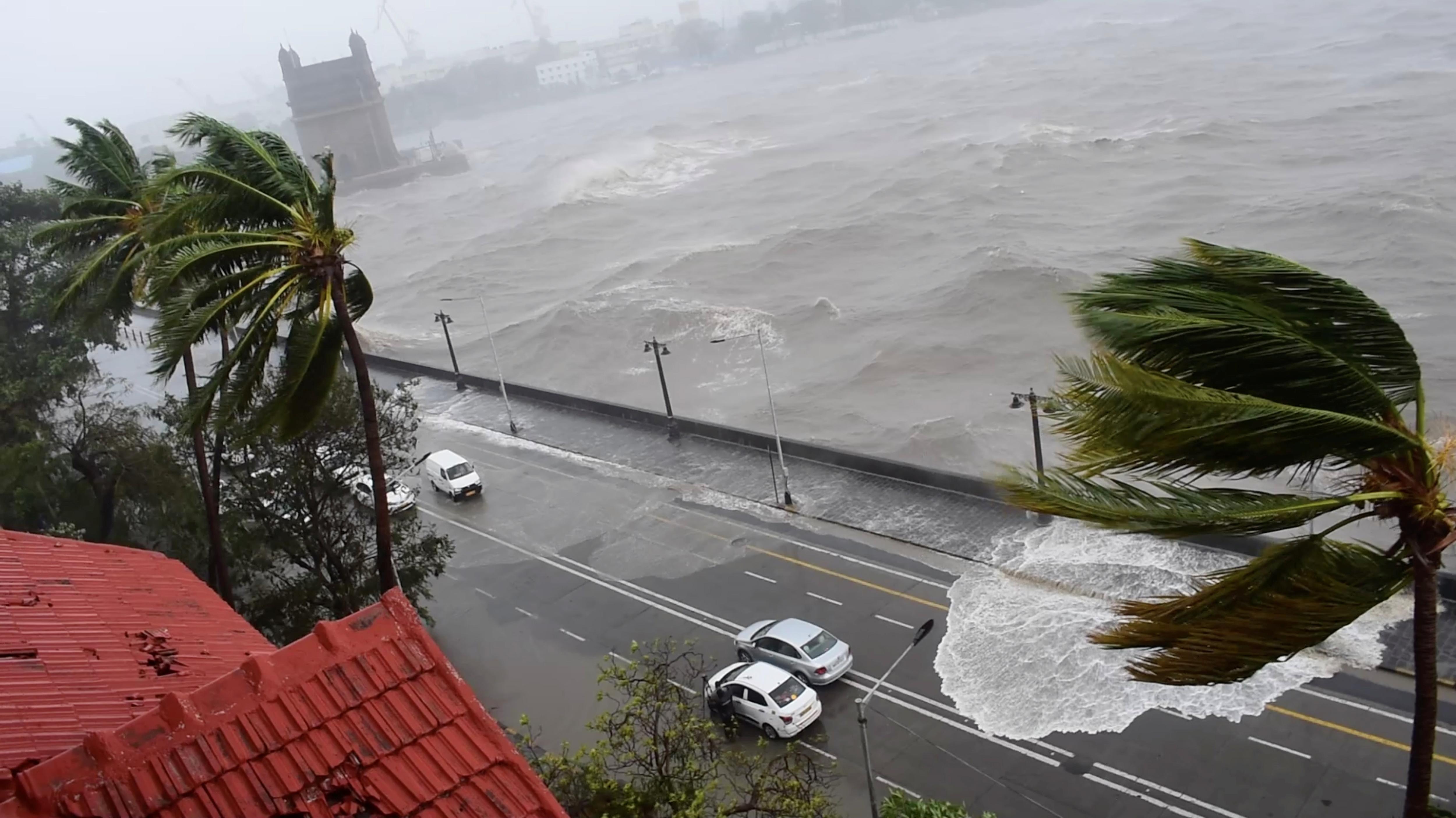 At Least 20 Killed And 200,000 Evacuated As Cyclone Tauktae Batters ...