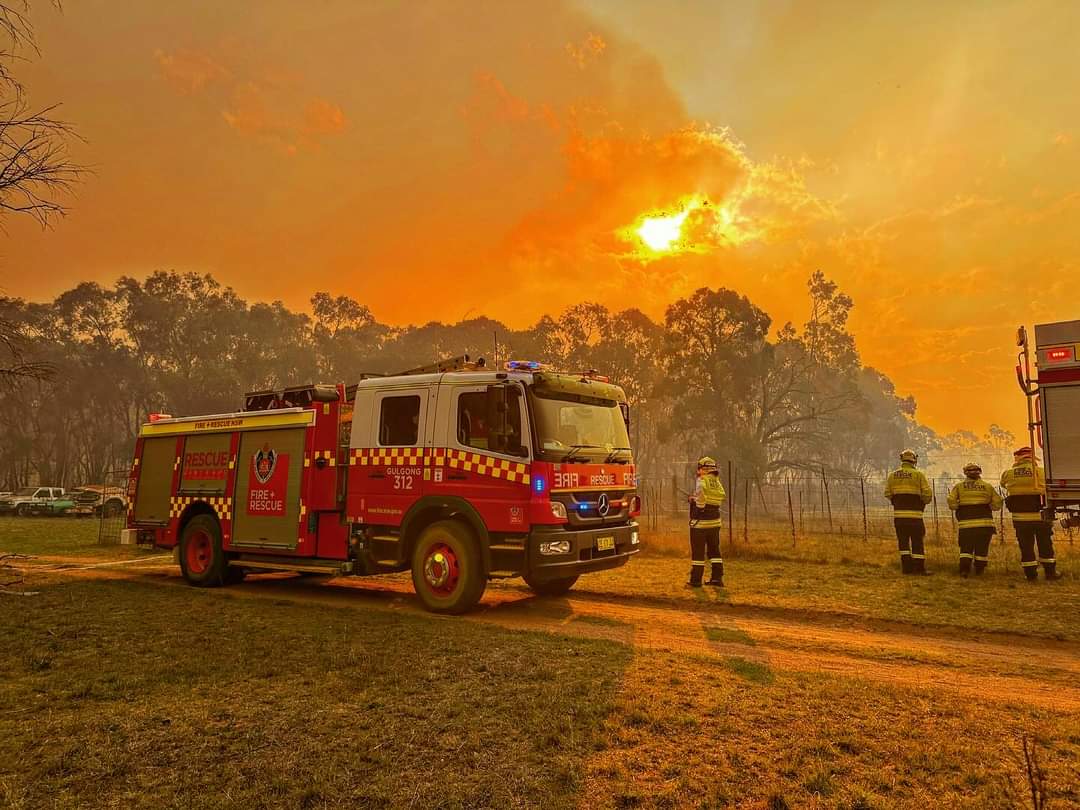 One dead, more properties feared lost as NSW bushfires continue to burn ...