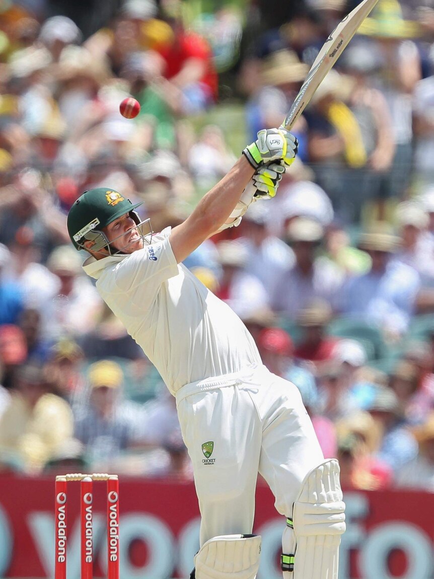 Peter Siddle takes aim and has a big swing.