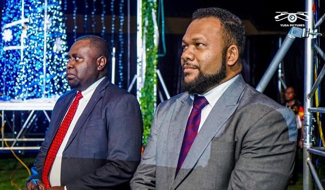 Bikpla broadkasta long PNG, EMTV istopim ol woklain long go long wok ...