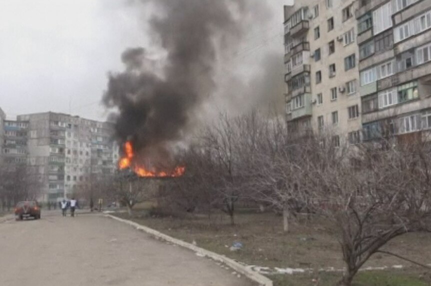 Ukrainian city of Mariupol attacked