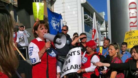 Striking nurses told that pay talks have resumed.