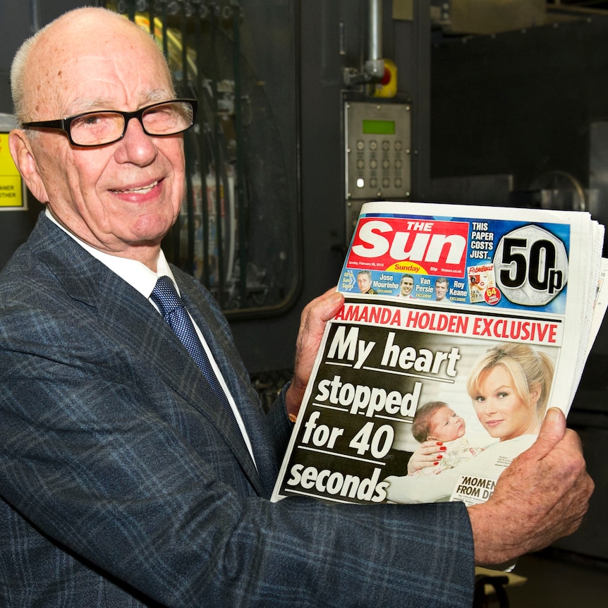 Rupert Murdoch has resigned from a string of newspaper boards.