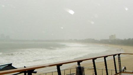Storm hits Mooloolaba Beach