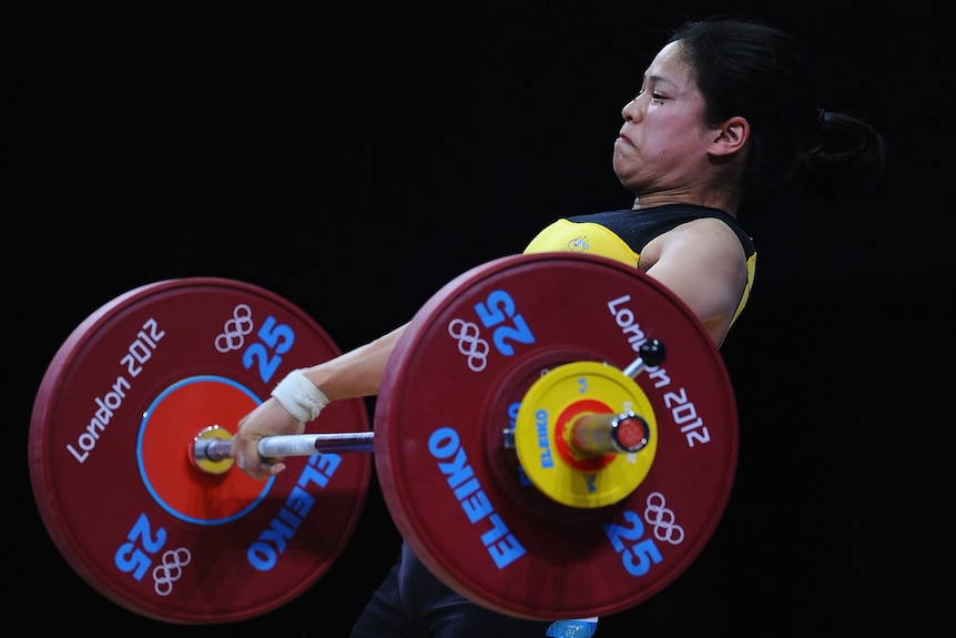 Seen Lee lifted 83kg in the snatch and 103kg in the clean and jerk.