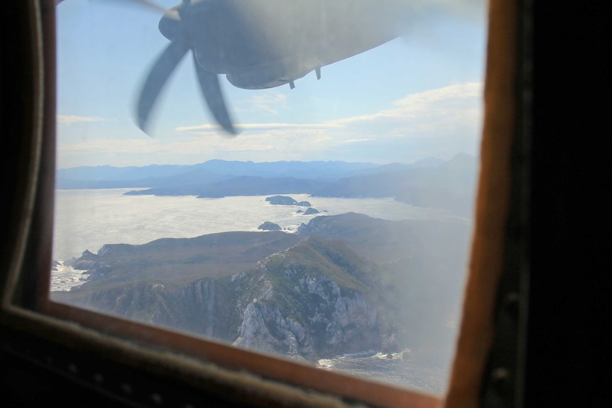 View of a propeller and Tasmanian coastal landscape