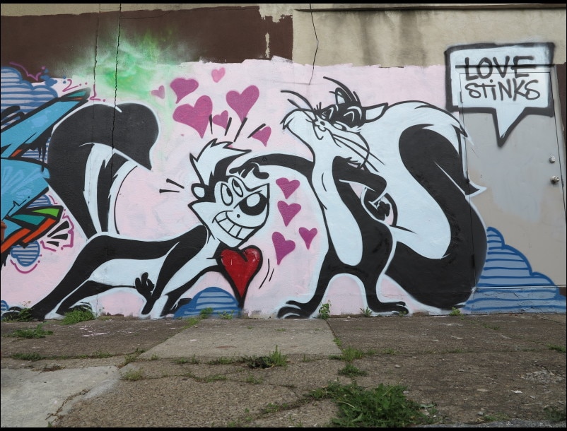 Which Looney Tunes character matches what politician? - ABC listen