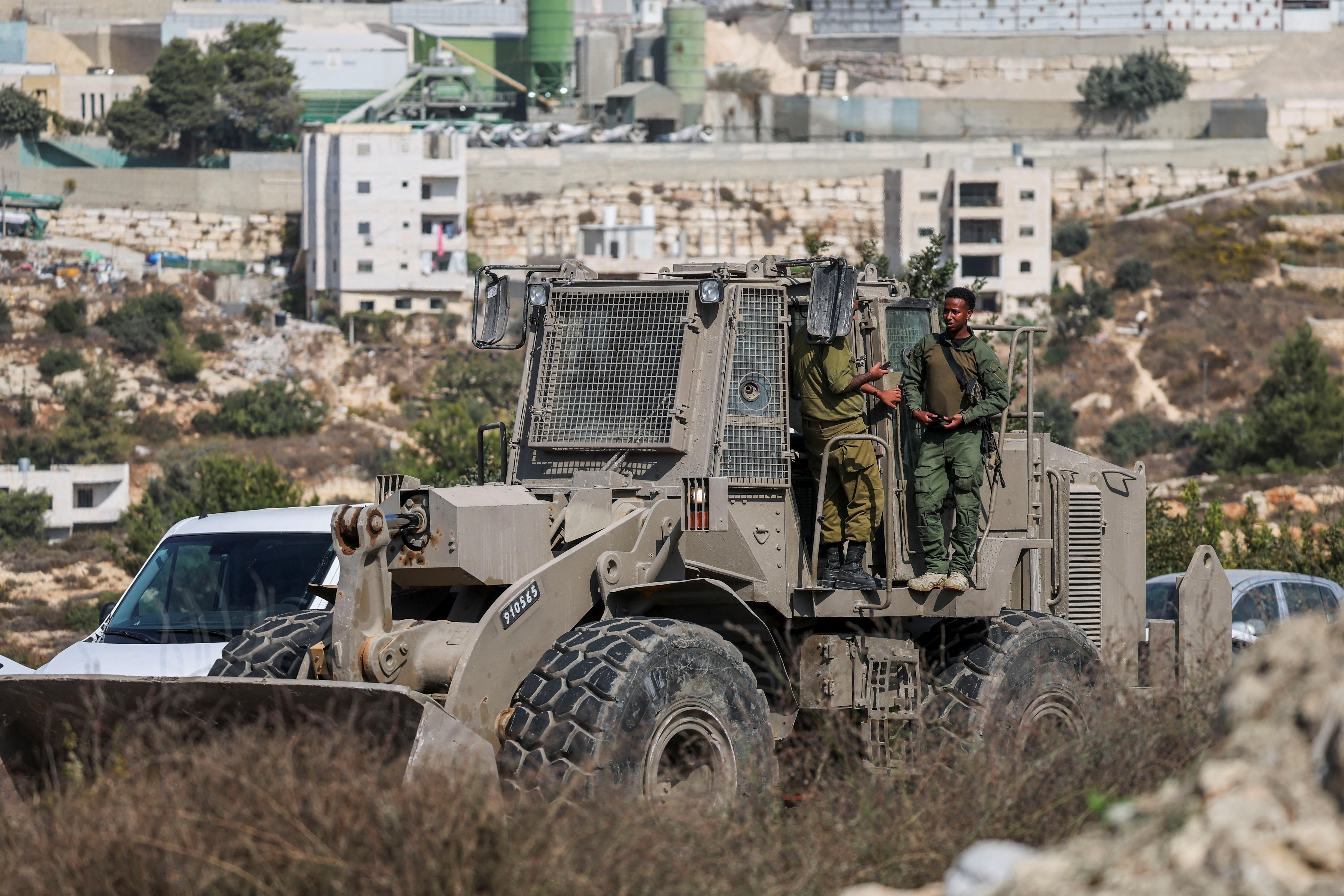 Netanyahu orders major West Bank offensive after Hebron attack