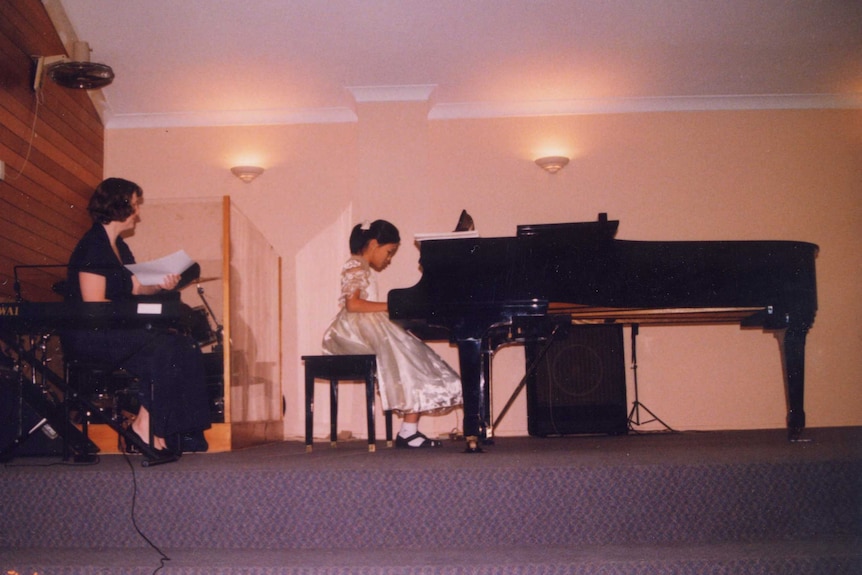 Dami Im performing while in in grade 5 in Australia.