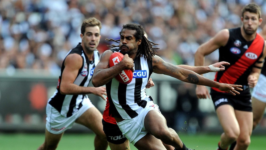 Harry O'Brien on the burst for Collingwood