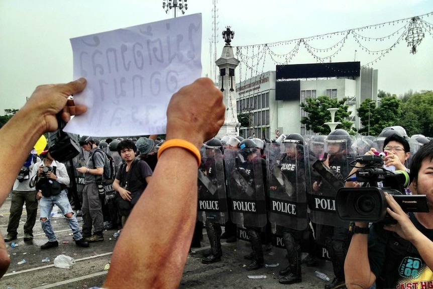 Bangkok police prepare for protesters