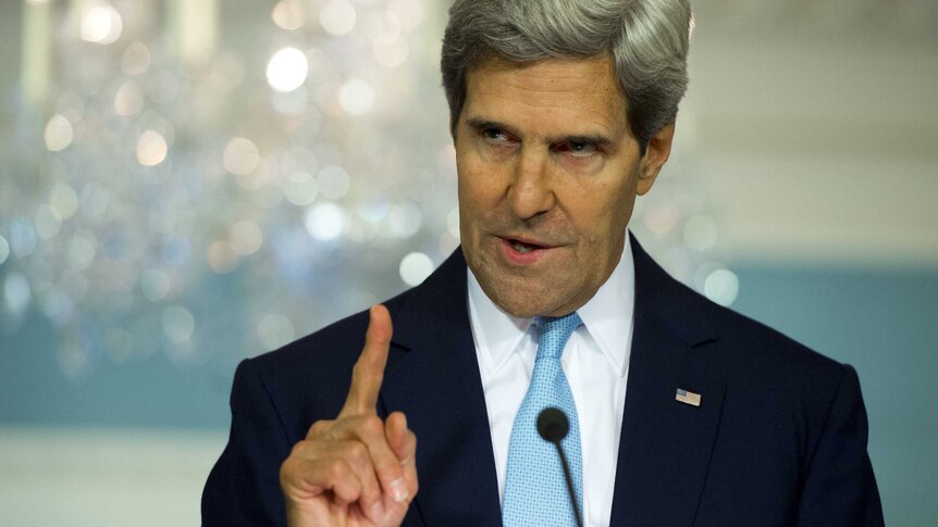 John Kerry will meet with Afghanistan's presidential candidates after arriving in the country today.