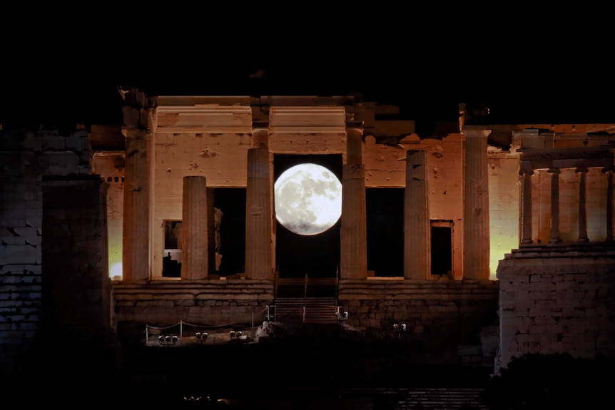 The supermoon rises in Athens