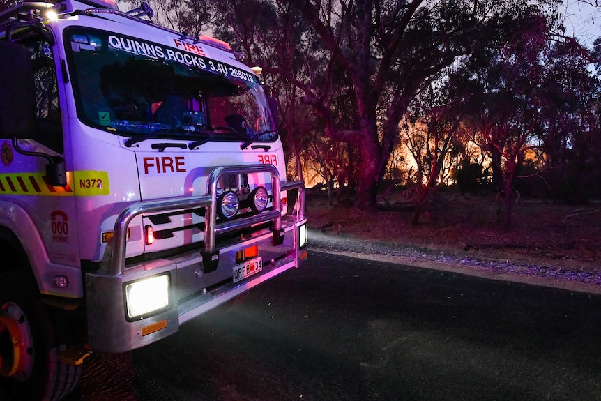 A fire truck from the Quinns Rocks station at the Yanchep blaze.
